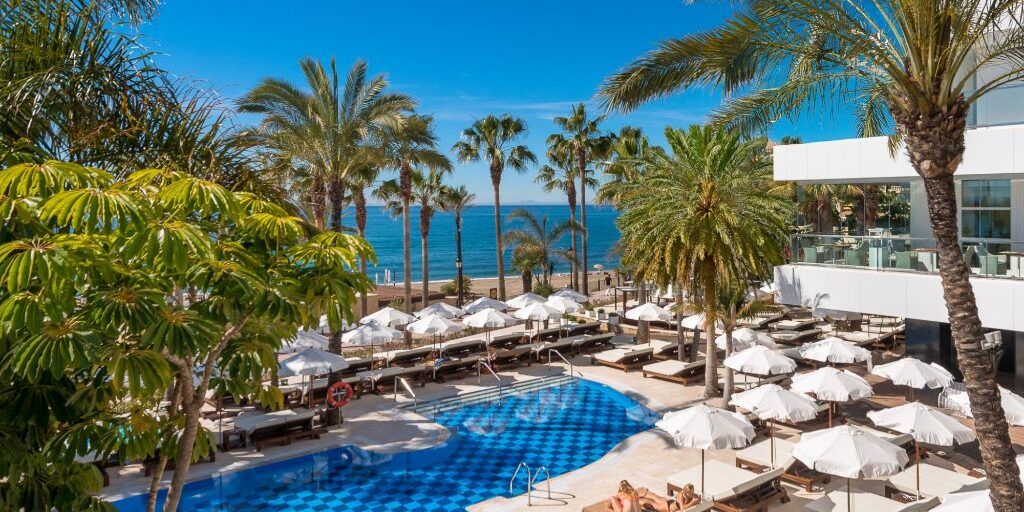Piscina del Hotel Amare Marbella